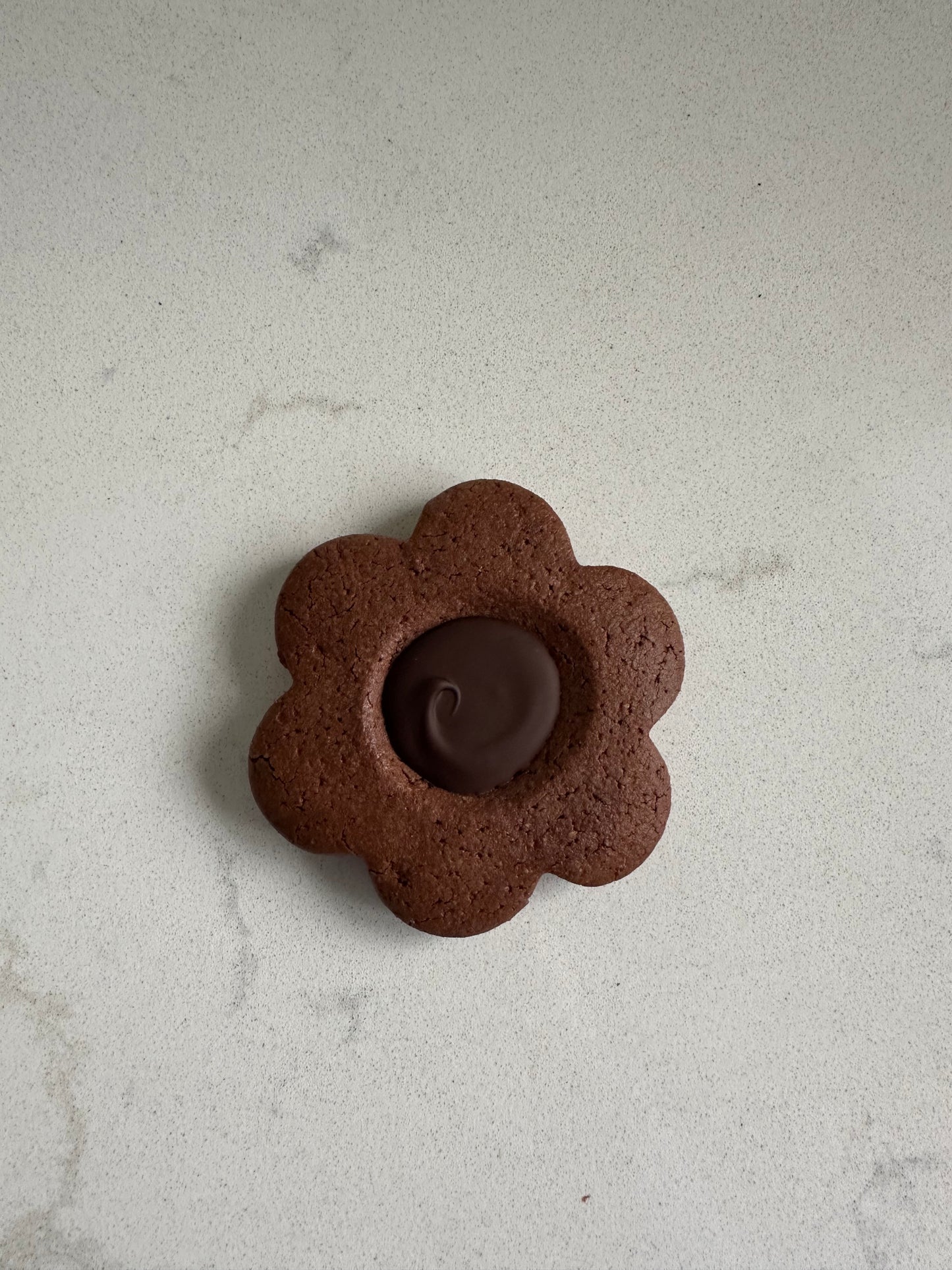 Cocoa Flower Cookies